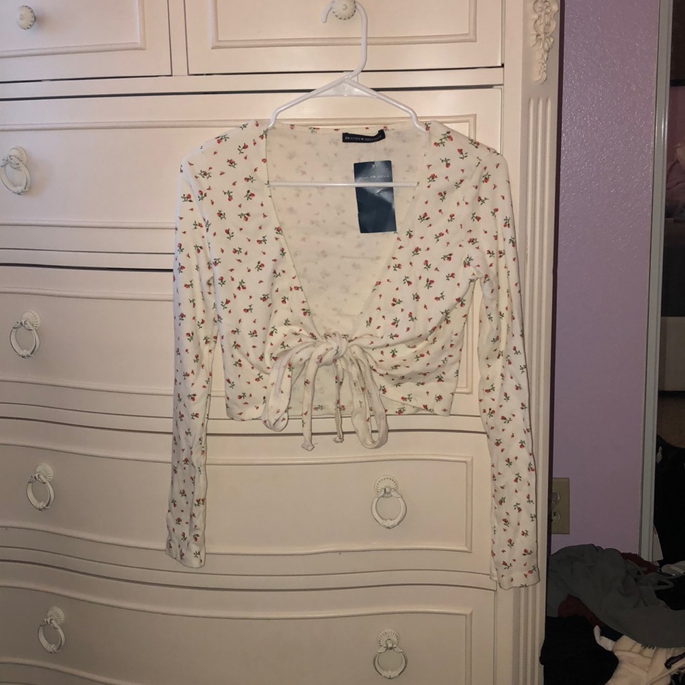 Brandy Melville tie top